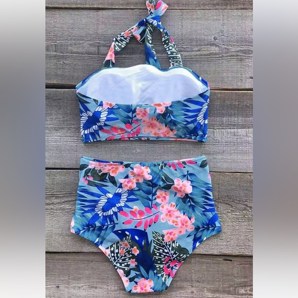 CUPSHE 2 piece swimsuit - Picture 4 of 4